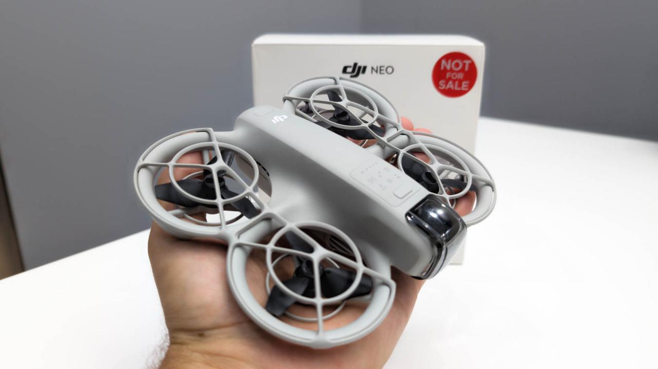 Dji neo